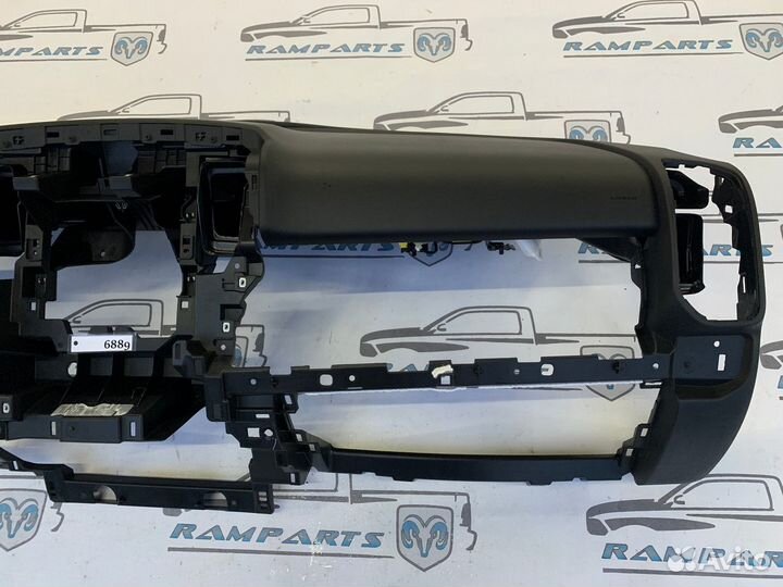 Панель передняя салона (торпедо)