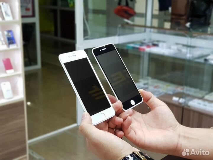 Защитное стекло на iPhone 7 8 Se 2020