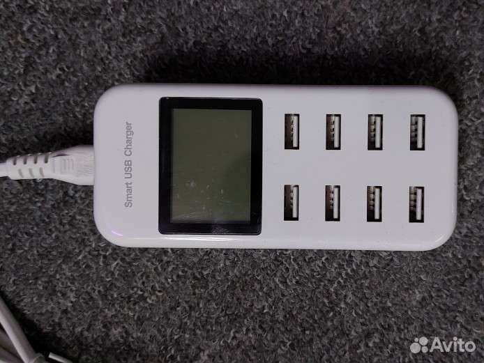 Зарядное устройство на 8 USB портов