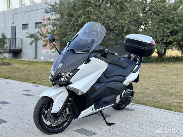 Yamaha tmax 530