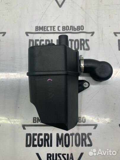 Маслоуловитель картерных газов Volvo V70 8692211