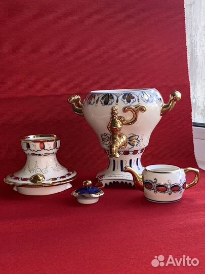 Набор посуды гжель