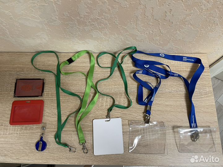 Держатель бейджа пропуска карты с карабином