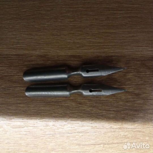 Старинные чернильные перья. Перьевые ручки