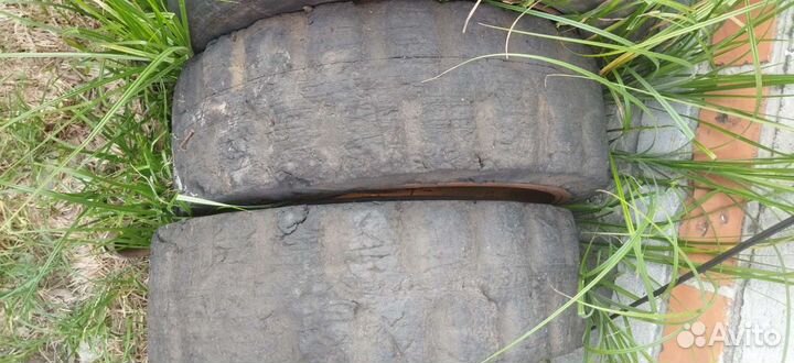 Колеса на вилочный погрузчик 630х200х480