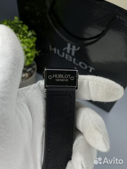 Мужские часы Hublot с дизайном (серые / черные)