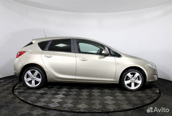 Opel Astra 1.6 МТ, 2011, 182 003 км