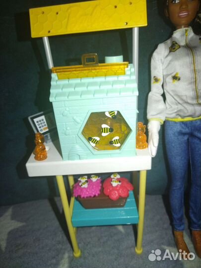 Барби пчеловод