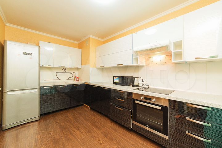 3-к. квартира, 70 м², 1/9 эт.