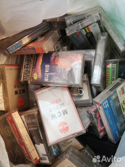 Аудиокассеты с записью