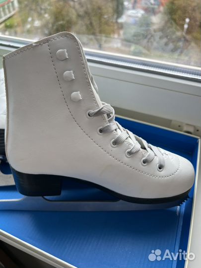 Коньки фигурные