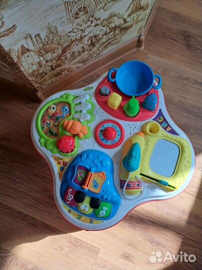 Развивающий стол