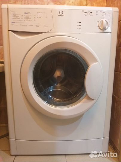 Стиральная машина indesit 5кг