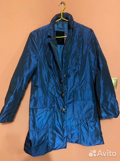 Куртки пуховики плащ пиджак