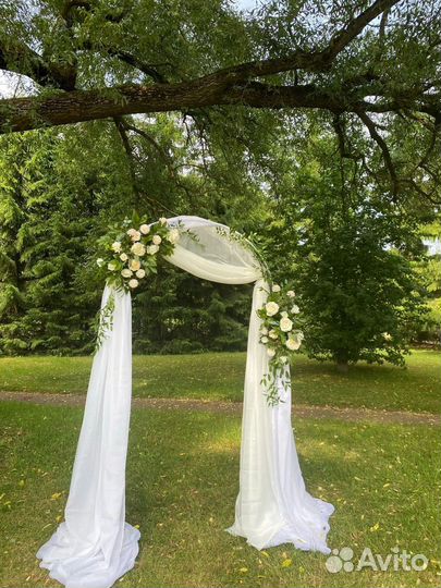 Свадебная арка и цветы