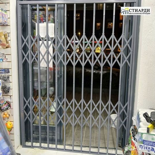 Решетка гармошка на двери