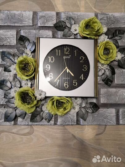 Панно с часами