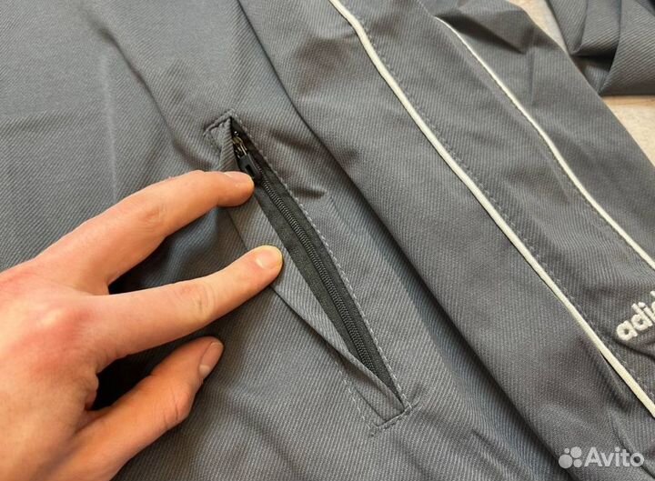 Спортивные костюмы Adidas современные