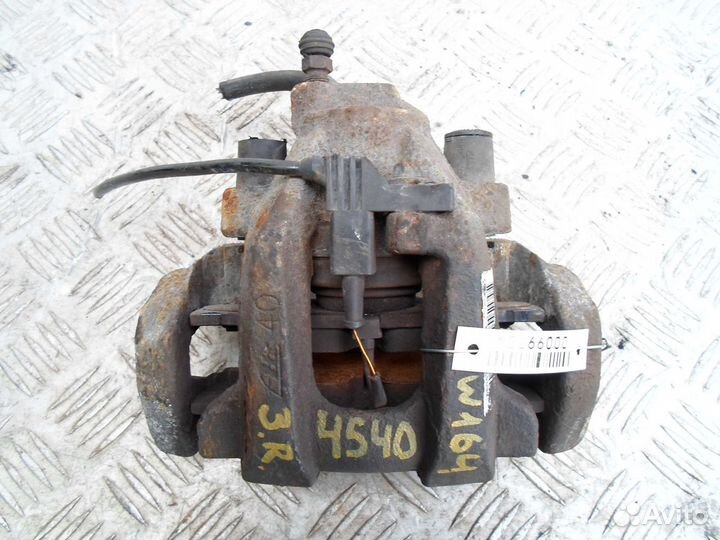 Суппорт задний правый Mercedes M-klasse W164