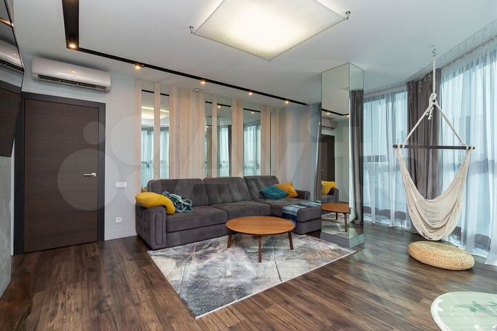 2-к. квартира, 84,1 м², 16/17 эт.