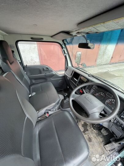 Isuzu Elf, 2016