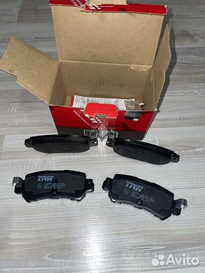 Тормозные колодки TRW (арт. GDB3539)