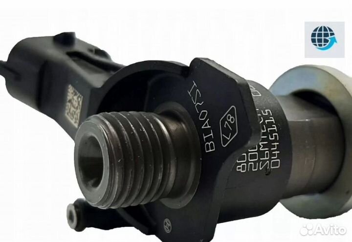 Форсунки нов ориг 0445115007 на M9R Рено Опель 2.0