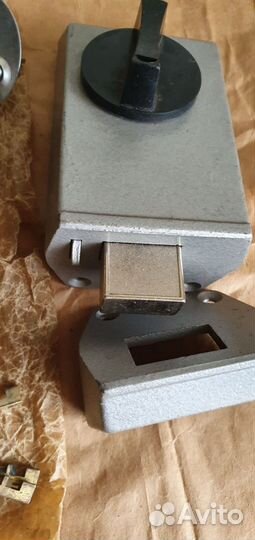 Новый замок с защелкой советского производства