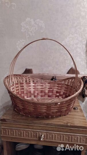 Корзина плетёная для лёгких предметов