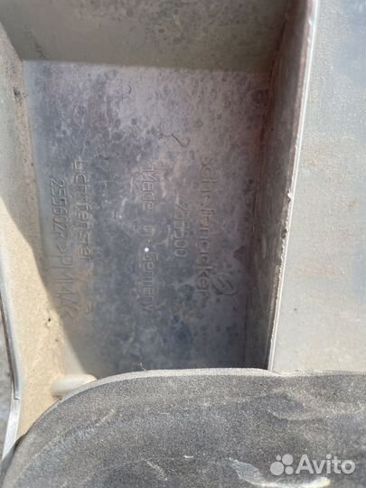 Фонарь задний mersedes w220 оригинал