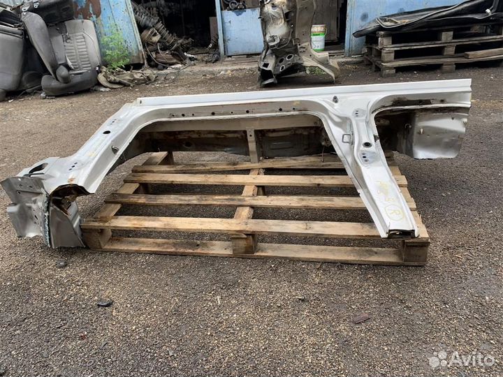 Порог кузова R toyota duet M100A