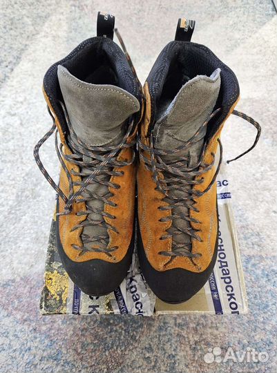 Итальянские горные ботинки Zamberlan