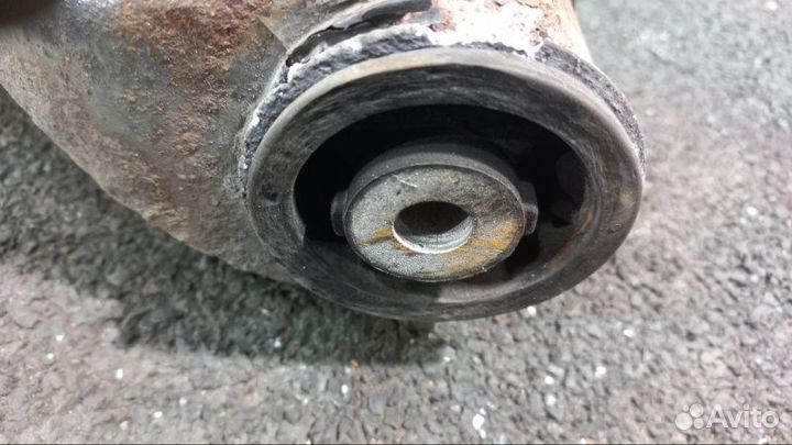 Рычаг задний правый Volkswagen Touareg NF 3.0