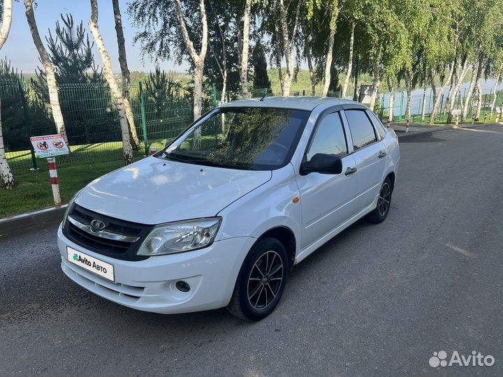 LADA Granta 1.6 МТ, 2013, 151 000 км