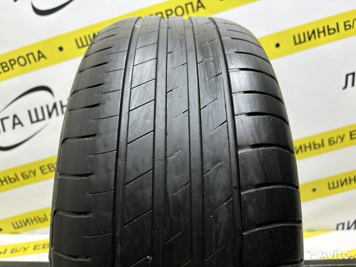 Goodyear EfficientGrip Performance 215/55 R16