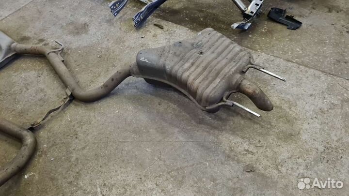 Задняя часть глушителя Mercedes-Benz w221 s500