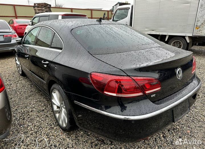 В разборе Volkswagen Passat CC