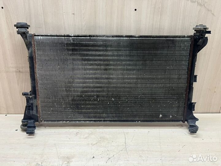 Радиатор охлаждения Ford focus 1 седан Америка