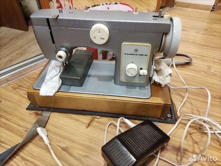 Швейная машина Чайка 132м