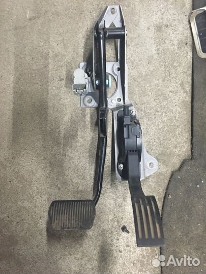 Педали Ford Focus 3