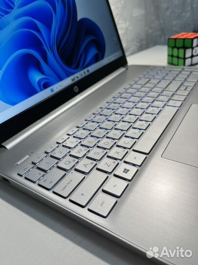 Шустрый ноутбук HP Laptop Ryzen 5 5300u