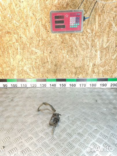 Замок лючка бензобака Renault Megane 2003 2009