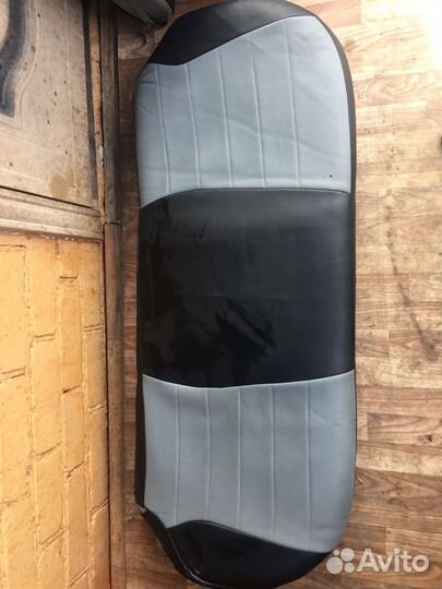 Задний диван priora