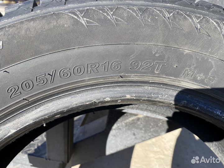 Goodride SW 618 205/60 R16 92