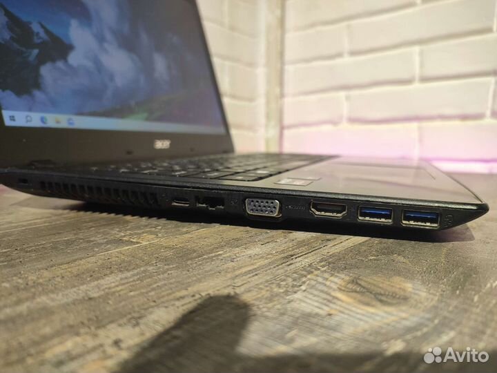 Мощный ноутбук Acer 2.9Ghz/8gb/sdd240/2 видеокарты