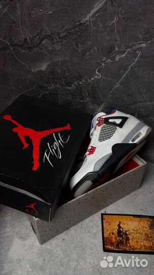 Кроссовки Nike Air Jordan 4 Retro