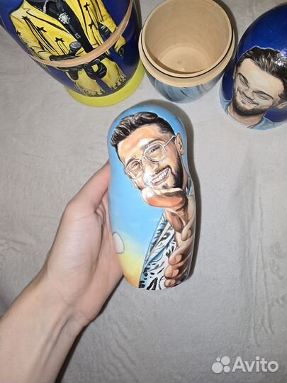 Jony (матрешки ручной работы)