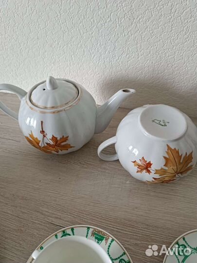 Разные предметы и чайные пары гдр