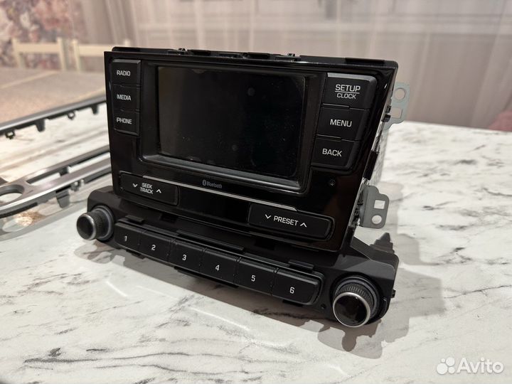 Штатная магнитола Solaris 2 шгу магнитола