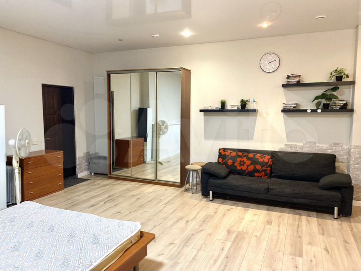 Квартира-студия, 52 м², 1/6 эт.